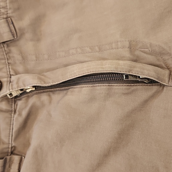 PATAGONIA Gray Cargo Shorts vtg 2003 men's 33×12" - Picture 2 of 12